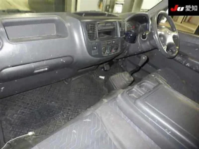 NISSAN CARAVAN