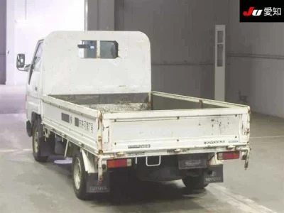 TOYOTA DYNA