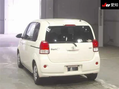 TOYOTA PORTE