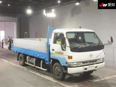 TOYOTA DYNA