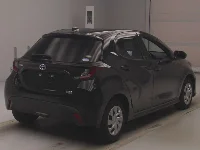 Цена авто Toyota Yaris с аукционов Японии, номер кузова MXPH10, пробег 62 000, оценка 6
