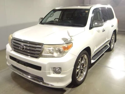 TOYOTA LAND CRUISER