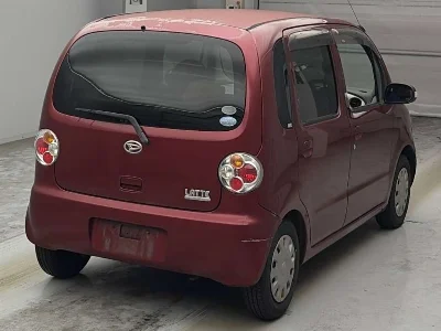 DAIHATSU MOVE LATTE
