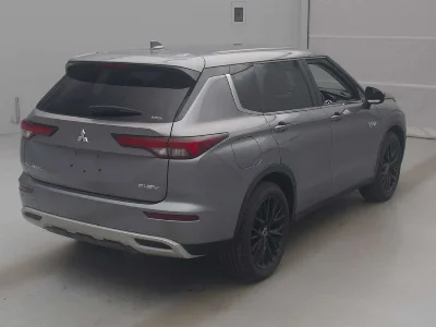 MITSUBISHI OUTLANDER PHEV