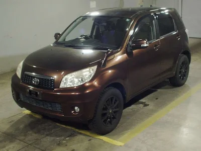 TOYOTA RUSH