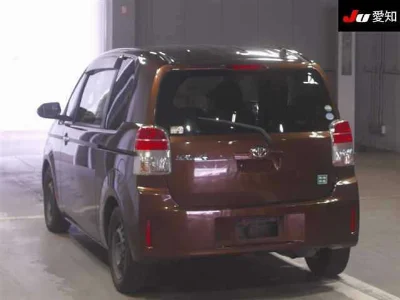 TOYOTA SPADE