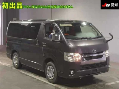 TOYOTA HIACE VAN
