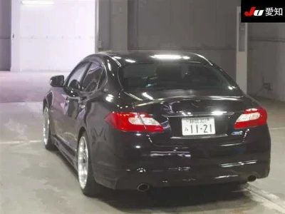 NISSAN FUGA