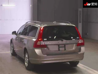 VOLVO V70