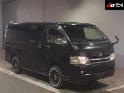 TOYOTA REGIUS VAN