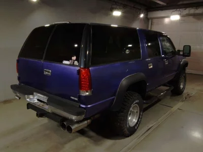 CHEVROLET SUBURBAN