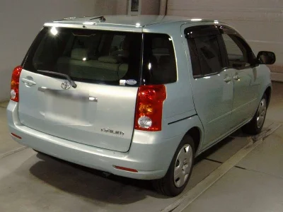TOYOTA RAUM