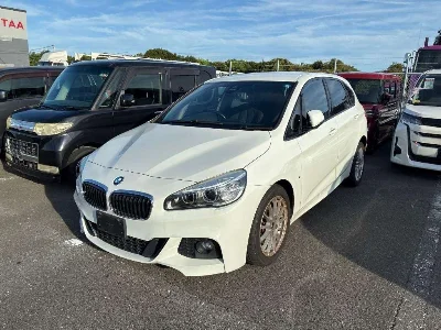 BMW 2 SERIES