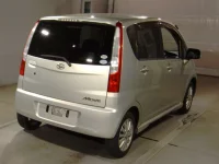 Цена авто Daihatsu Move с аукционов Японии, номер кузова L175S, пробег 235 000, оценка 6