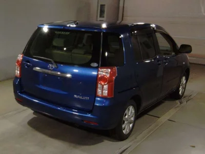 TOYOTA RAUM