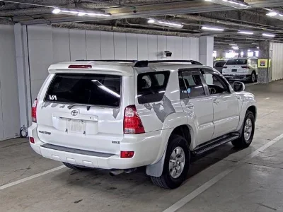 TOYOTA HILUX SURF