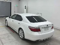 Lexus LS600h
