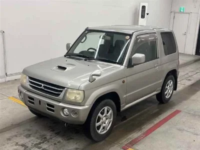 MITSUBISHI PAJERO MINI