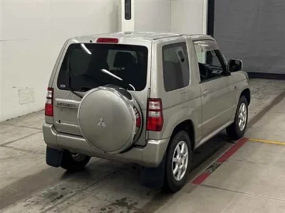 MITSUBISHI PAJERO MINI