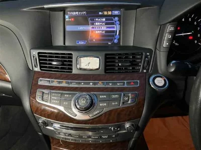 NISSAN FUGA