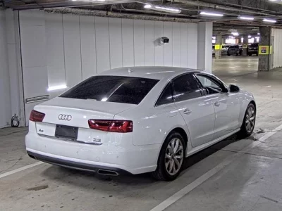 AUDI A6 AVANTE