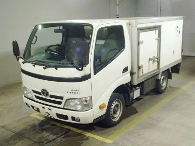 TOYOTA DYNA