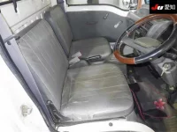 Цена авто Subaru Sambar Truck с аукционов Японии, номер кузова KS4, пробег 113 000, оценка 6