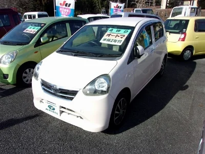 TOYOTA PIXIS EPOCH