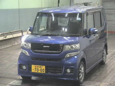 HONDA N BOX