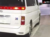 Цена авто Nissan Elgrand с аукционов Японии, номер кузова E51, пробег 157 000, оценка 2