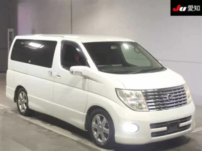 NISSAN ELGRAND