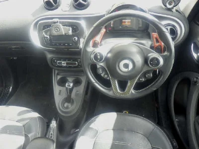 SMART FOURFOUR