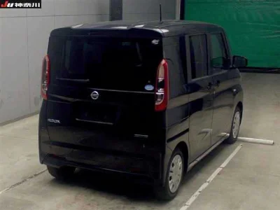 NISSAN ROOX