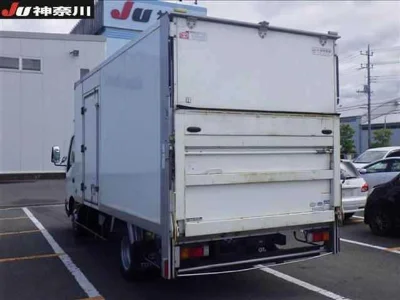 TOYOTA DYNA