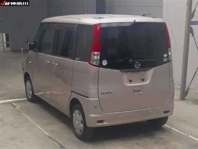 NISSAN ROOX