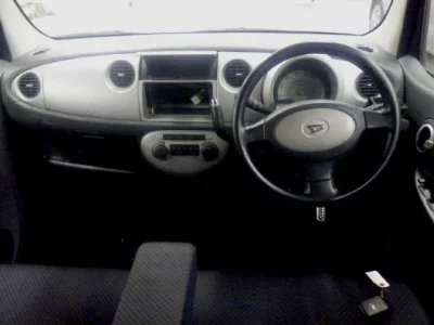DAIHATSU MOVE LATTE