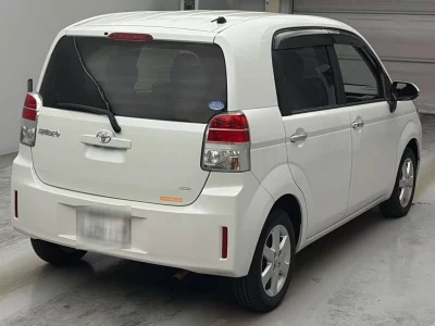 TOYOTA SPADE