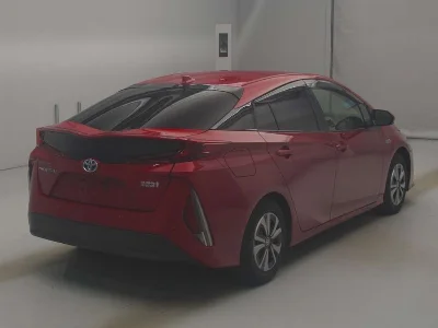 TOYOTA PRIUS PHV