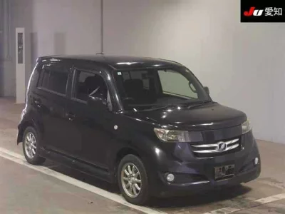 TOYOTA BB