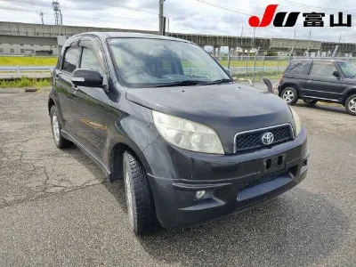 TOYOTA RUSH
