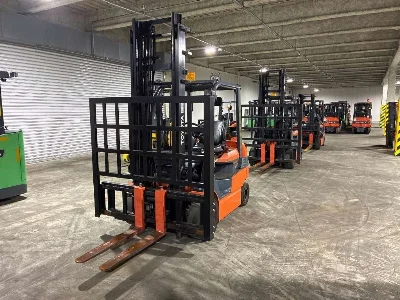 TOYOTA  FORKLIFT 