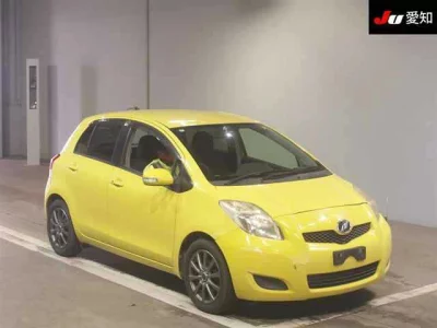 TOYOTA VITZ