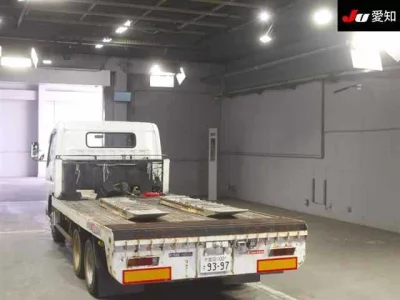 MITSUBISHI CANTER