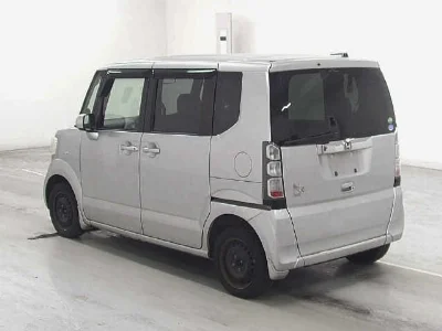 HONDA N BOX PLUS