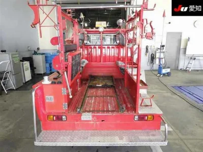 TOYOTA HIACE TRUCK