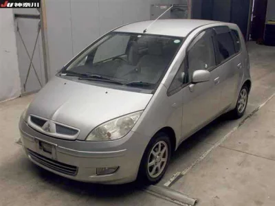 MITSUBISHI COLT