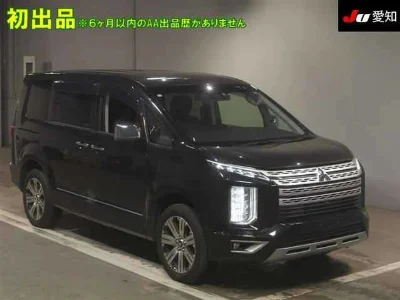 MITSUBISHI DELICA D5