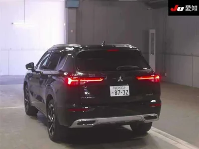 MITSUBISHI OUTLANDER PHEV