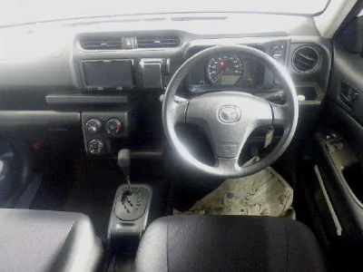 MAZDA FAMILIA VAN
