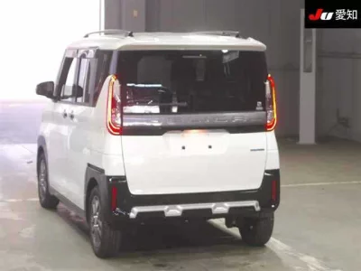 MITSUBISHI DELICA MINI